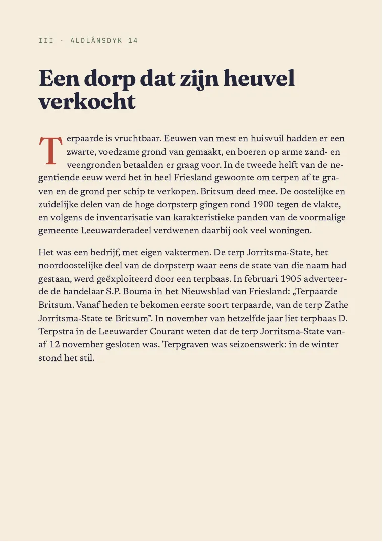 Bladzijde uit het boek over Aldlânsdyk 14 in Britsum: het begin van het hoofdstuk „Een dorp dat zijn heuvel verkocht”